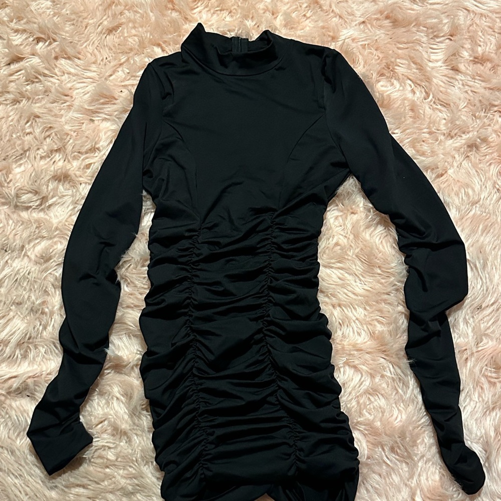Elegant Black Ruched Dress